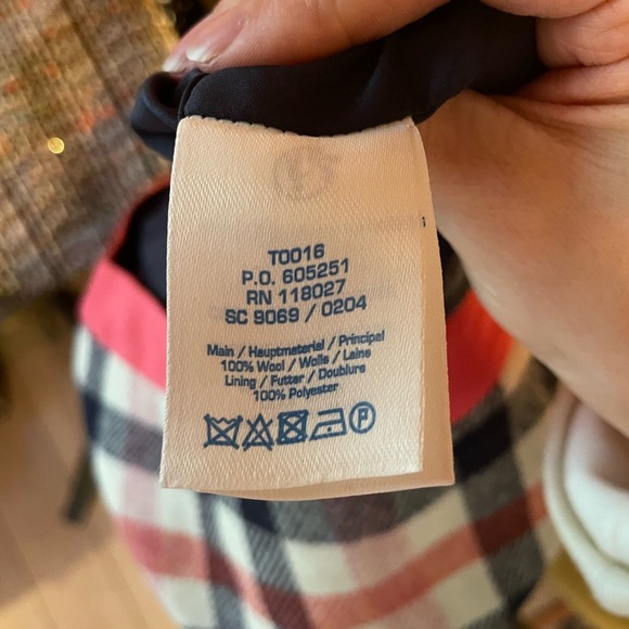 Boden pink cream and navy wool plaid skirt. British Tweed by Mallalieus size 2p - Picture 4 of 4